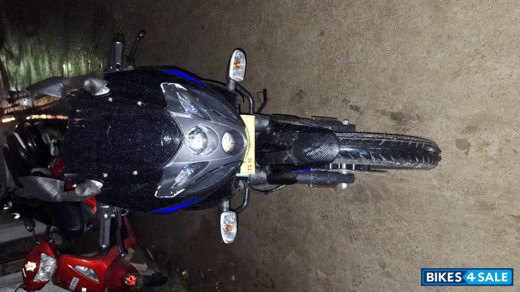 Bajaj Pulsar 220F BS6