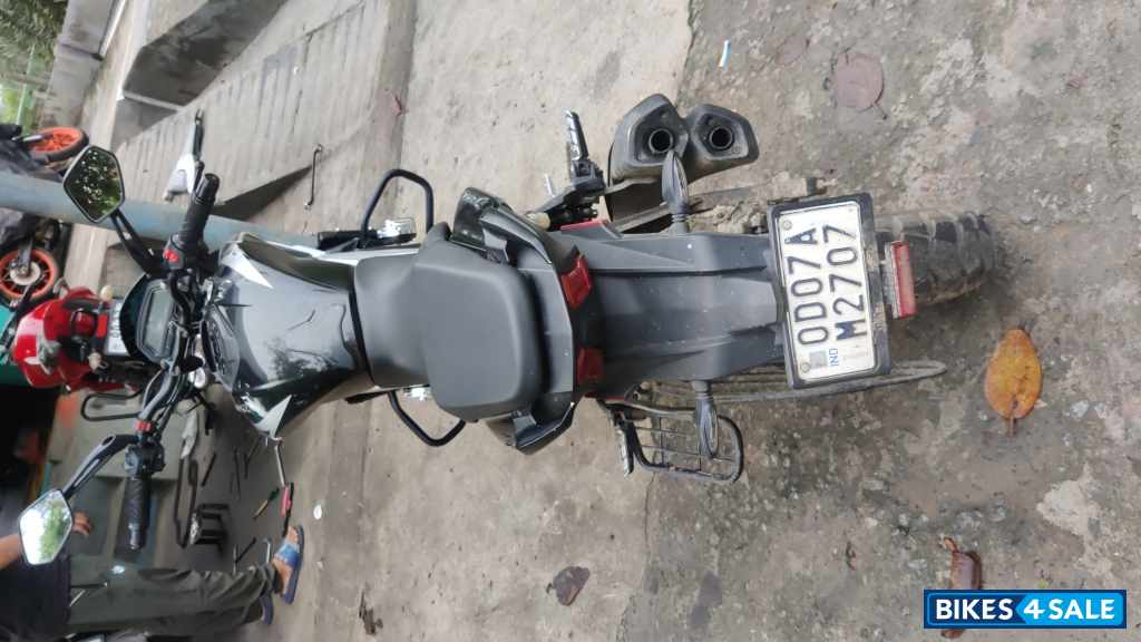Bajaj Dominar 250 2022