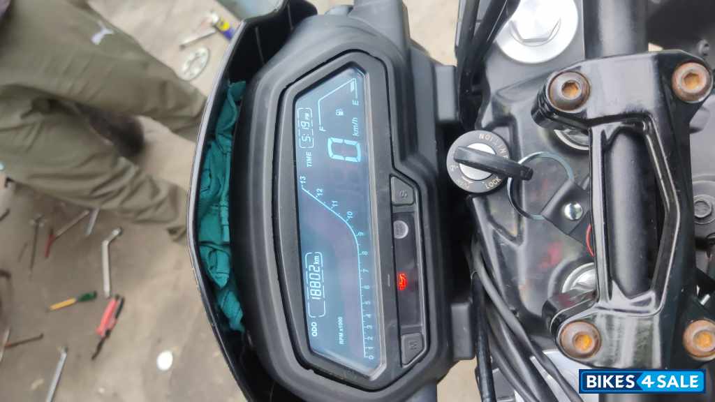 Bajaj Dominar 250 2022