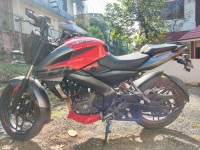 Bajaj Pulsar NS200