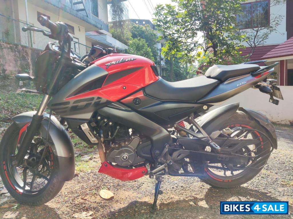 Bajaj Pulsar NS200