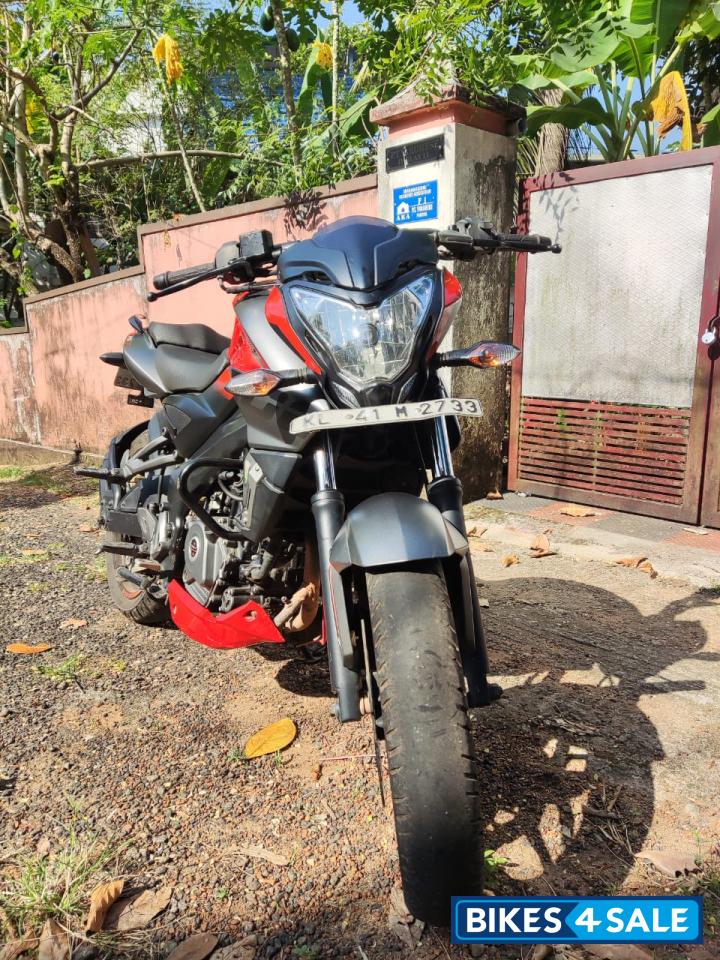 Bajaj Pulsar NS200