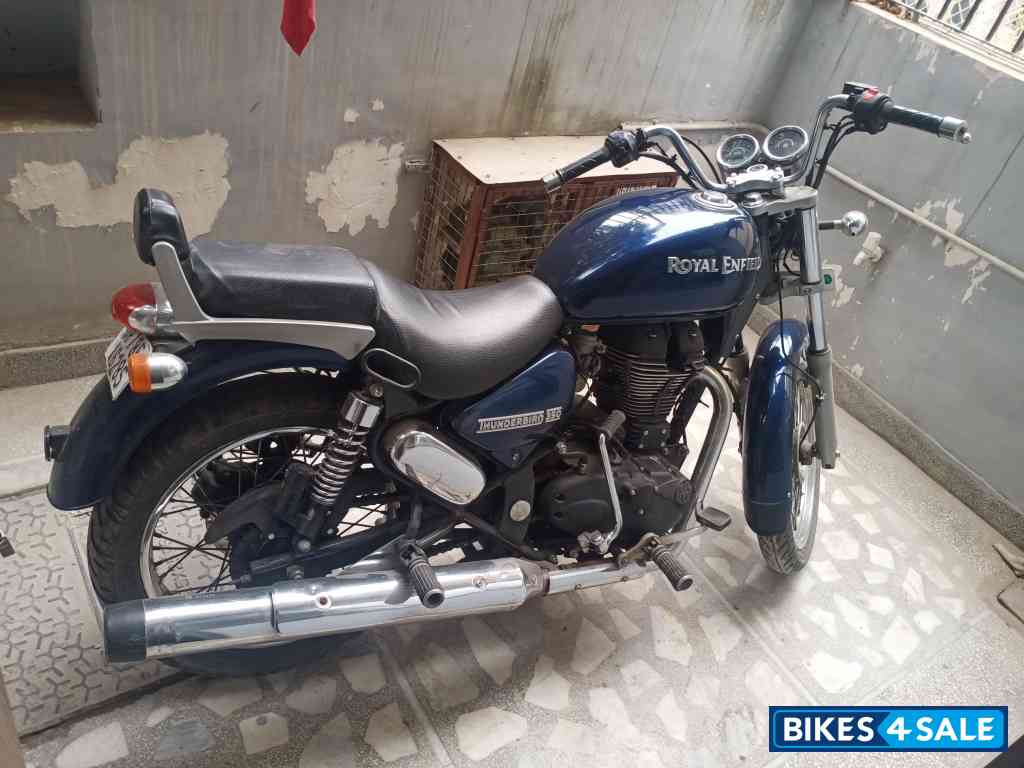 Marine Blue Royal Enfield Thunderbird 350