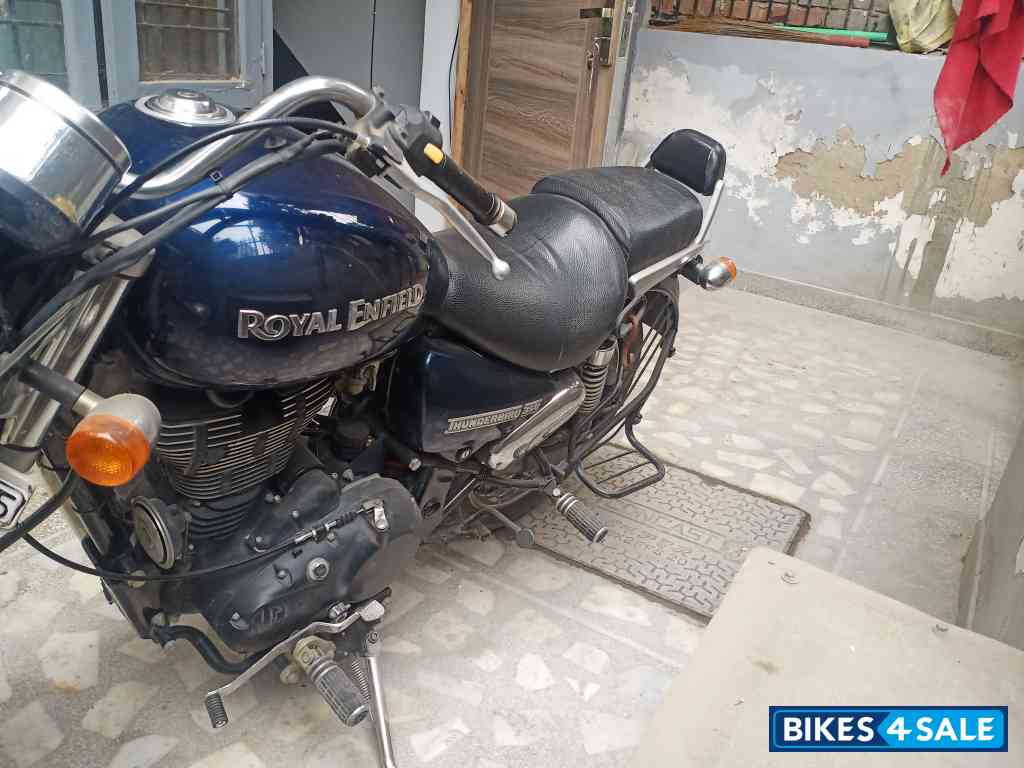 Marine Blue Royal Enfield Thunderbird 350