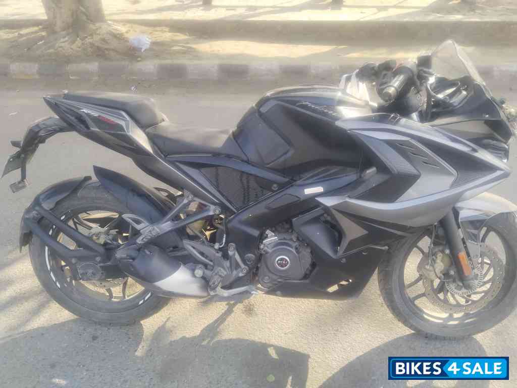 Bajaj Pulsar 200 NS Bajaj Pulsar 200 NS