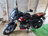 Bajaj Pulsar 150 Twin Disc BS6 2021 Model
