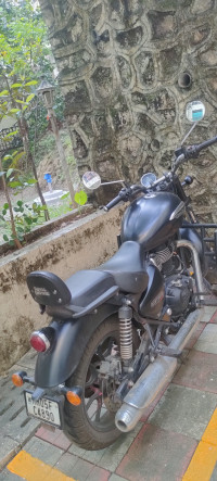 Mat Black Royal Enfield Meteor 350