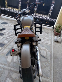 Grey Royal Enfield Classic Gunmetal Grey