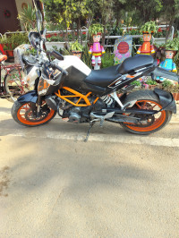 KTM Duke 390