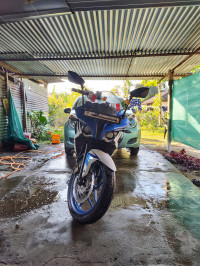 Bajaj Pulsar RS 200 ABS