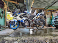 Bajaj Pulsar RS 200 ABS
