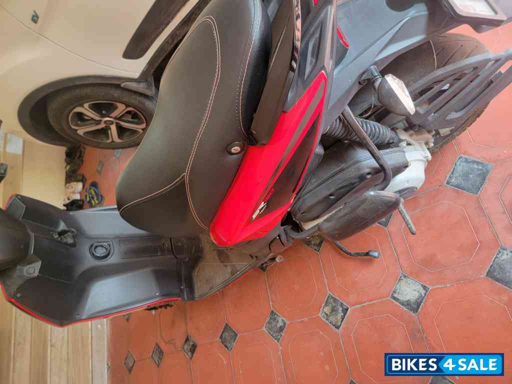 Aprilia SR 160 Std ABS