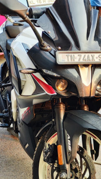 Ivory White And Black Bajaj Pulsar RS 200 BS6