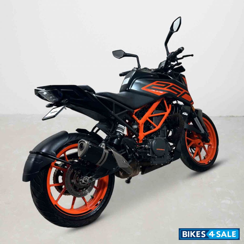 KTM Duke 250