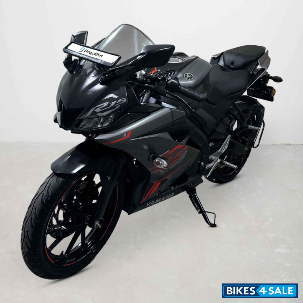 Yamaha YZF R15 V3