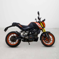 KTM Duke 125