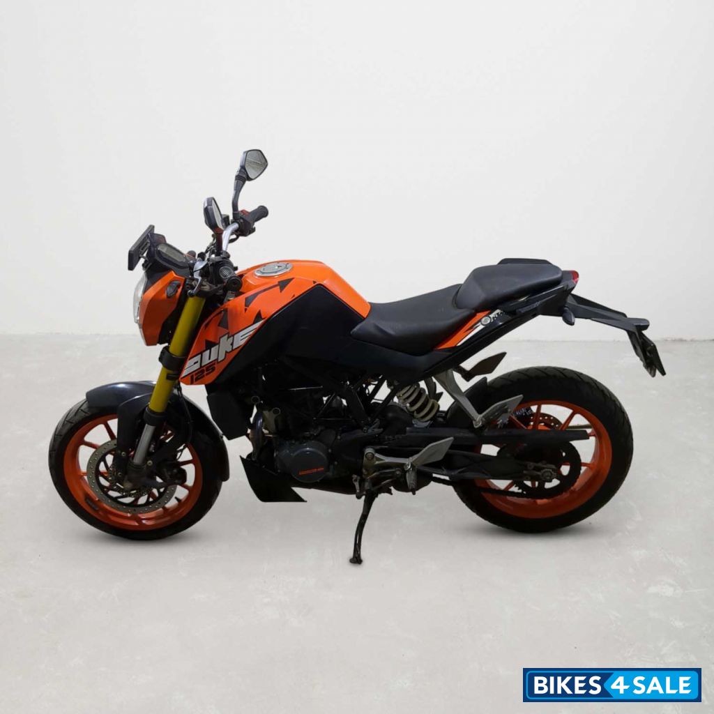 KTM Duke 125