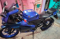 Blue Yamaha R15 V4