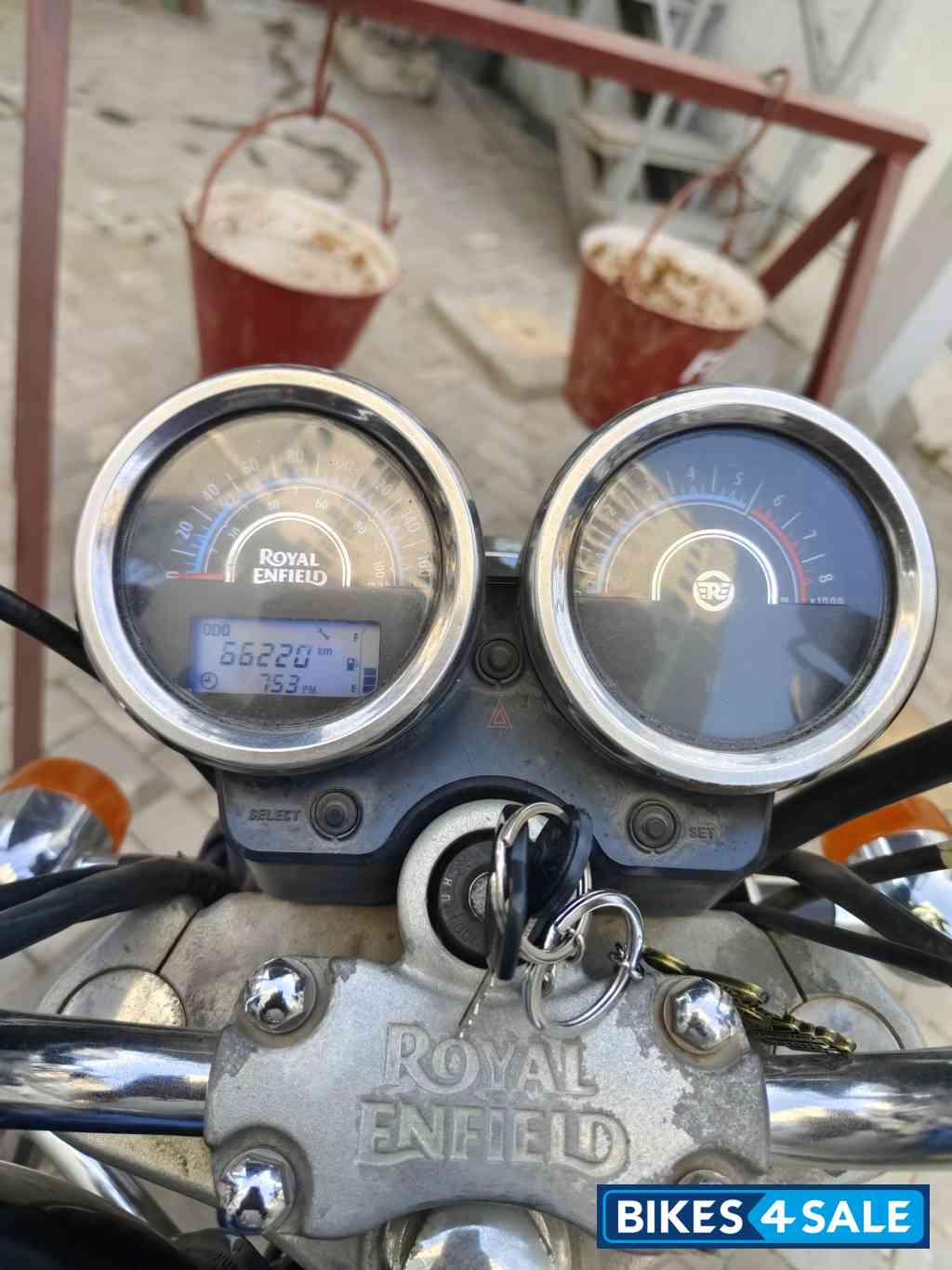 Royal Enfield Thunderbird 350