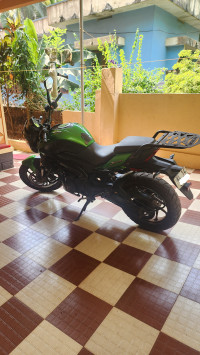 Savana Green Bajaj Dominar 400 ABS BS6