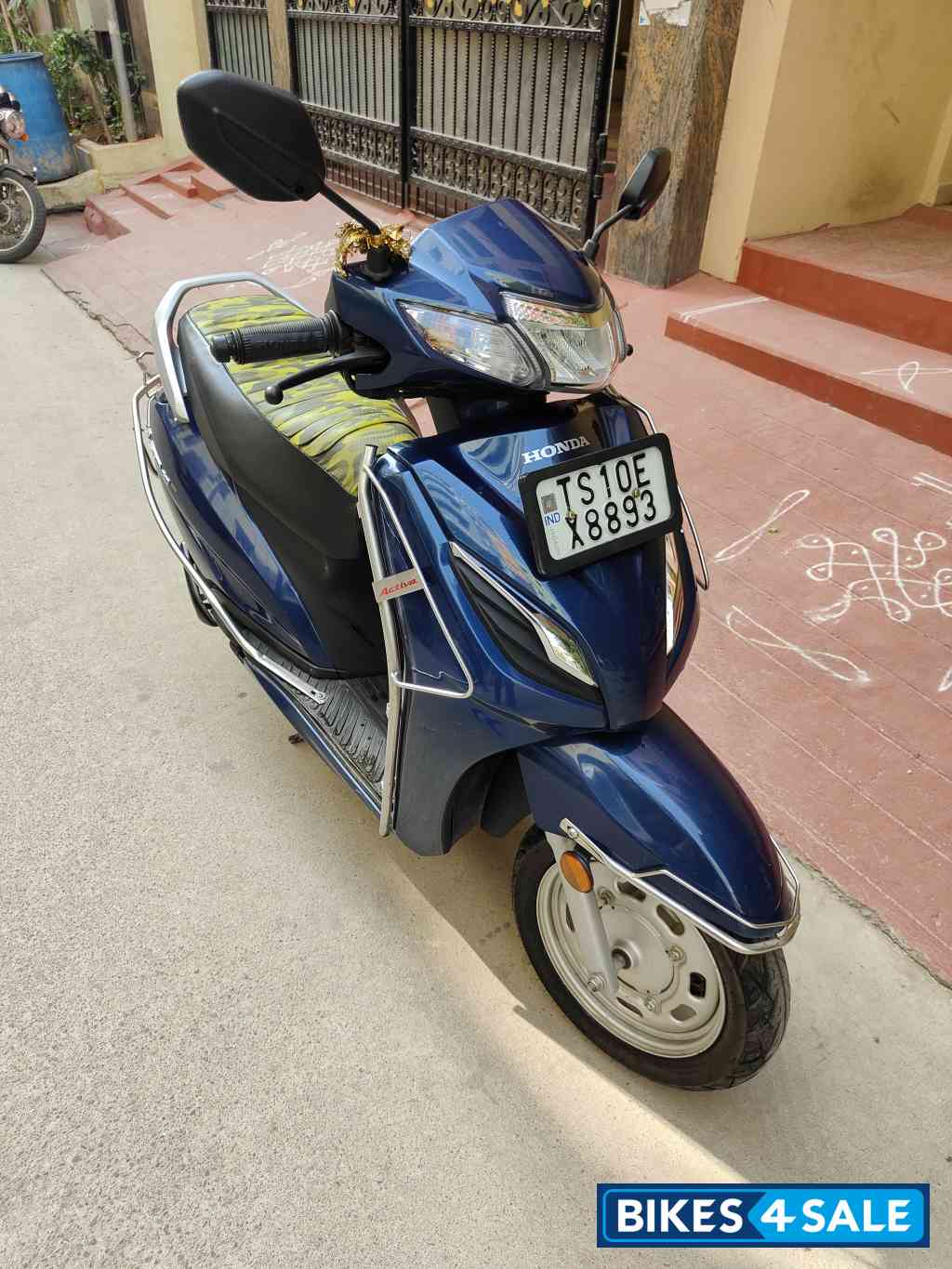 Blue Honda Activa 6G Dlx