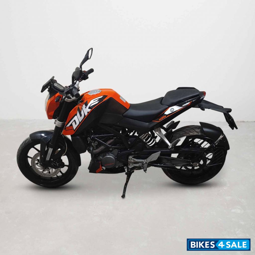 KTM Duke 200