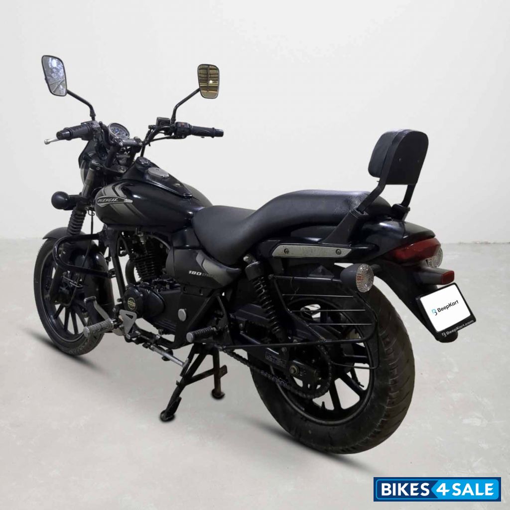 Bajaj Avenger Street 180