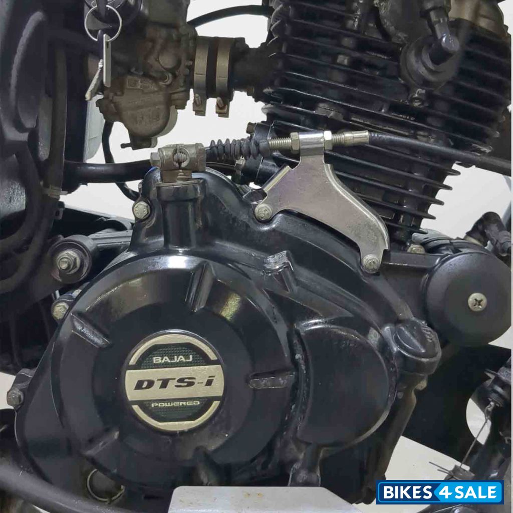 Bajaj Avenger Street 180