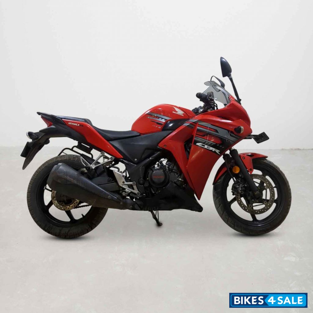 Honda CBR 250R