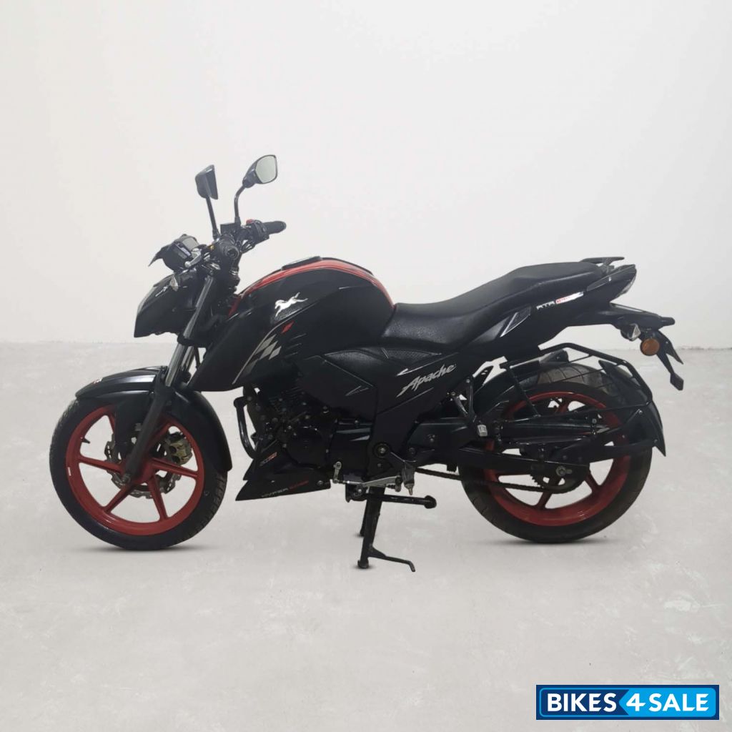TVS Apache RTR 160 4V