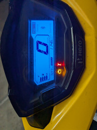 Prismatic Yellow Hero Maestro Edge 125 BS6