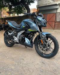 Bajaj Pulsar N160 Dual Channel ABS 2023 Model
