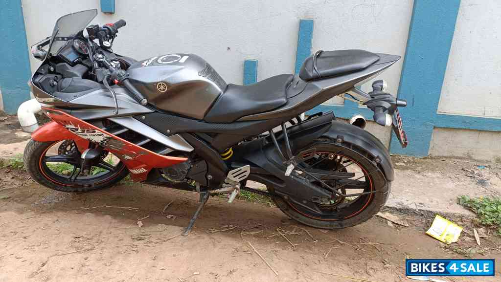 Adrenaline Red Yamaha YZF R15