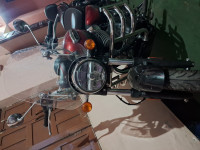 Royal Enfield Meteor 350 Supernova 2023 Model