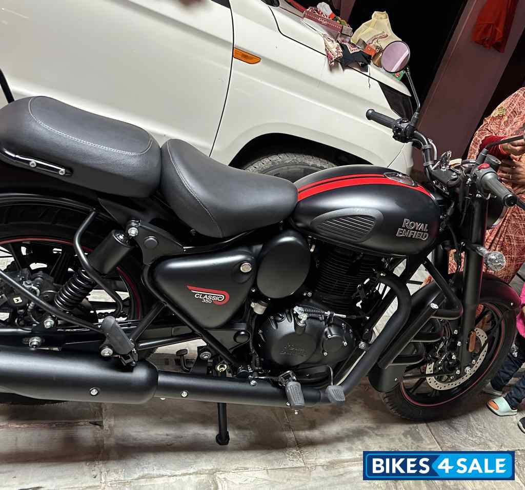Royal Enfield Classic 350 Dual Channel BS6