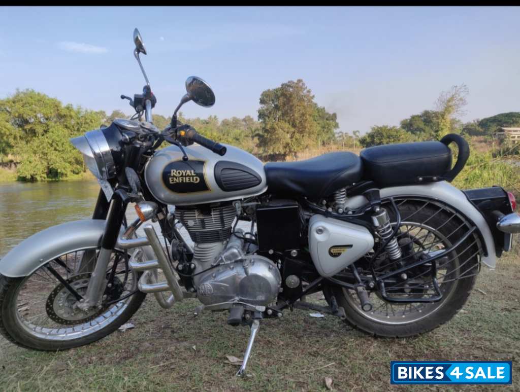 Royal Enfield Classic 350 BS VI