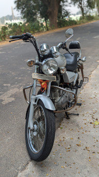 Silver Royal Enfield Thunderbird TwinSpark 350
