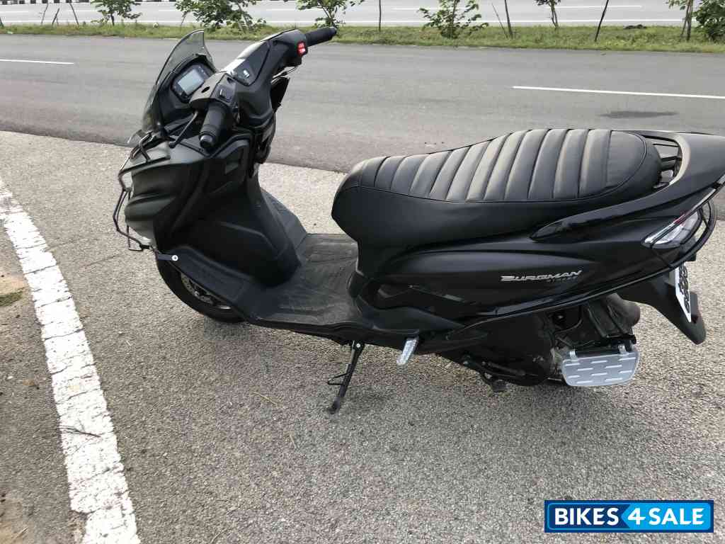 Suzuki Burgman Street BS6