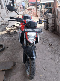 Orange Suzuki Gixxer BS6