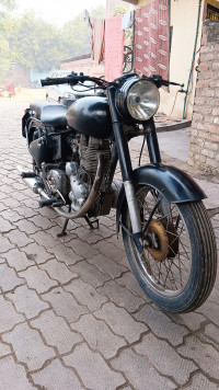 Royal Enfield Bullet 350