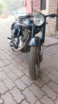 Royal Enfield Bullet 350