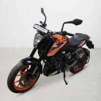 KTM Duke 125