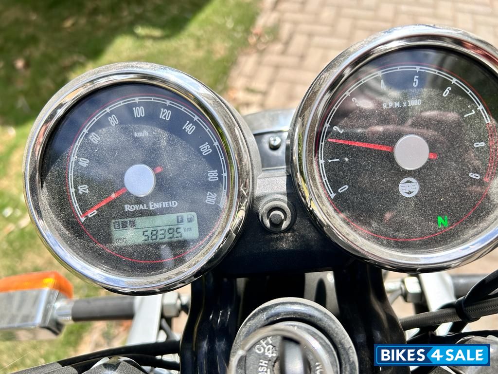 Ravishning Red Royal Enfield Interceptor 650 Twin