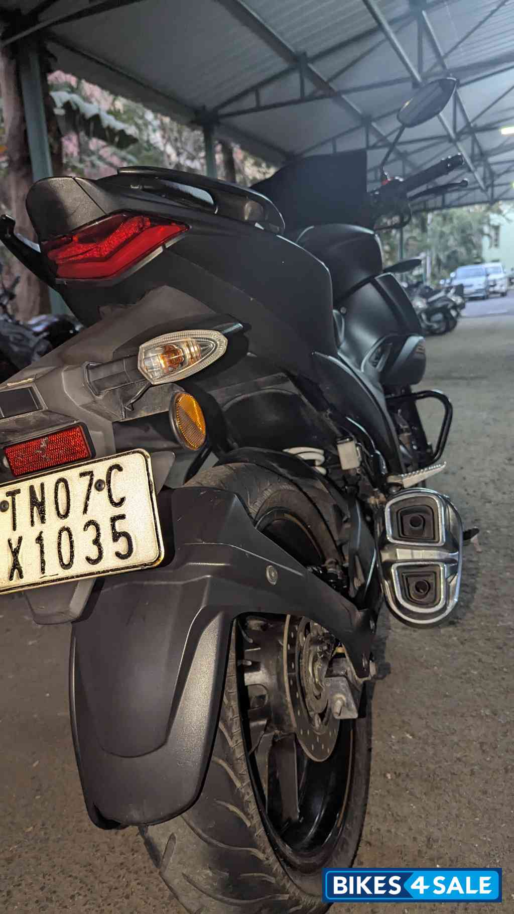 Black Suzuki Gixxer 250 BS6
