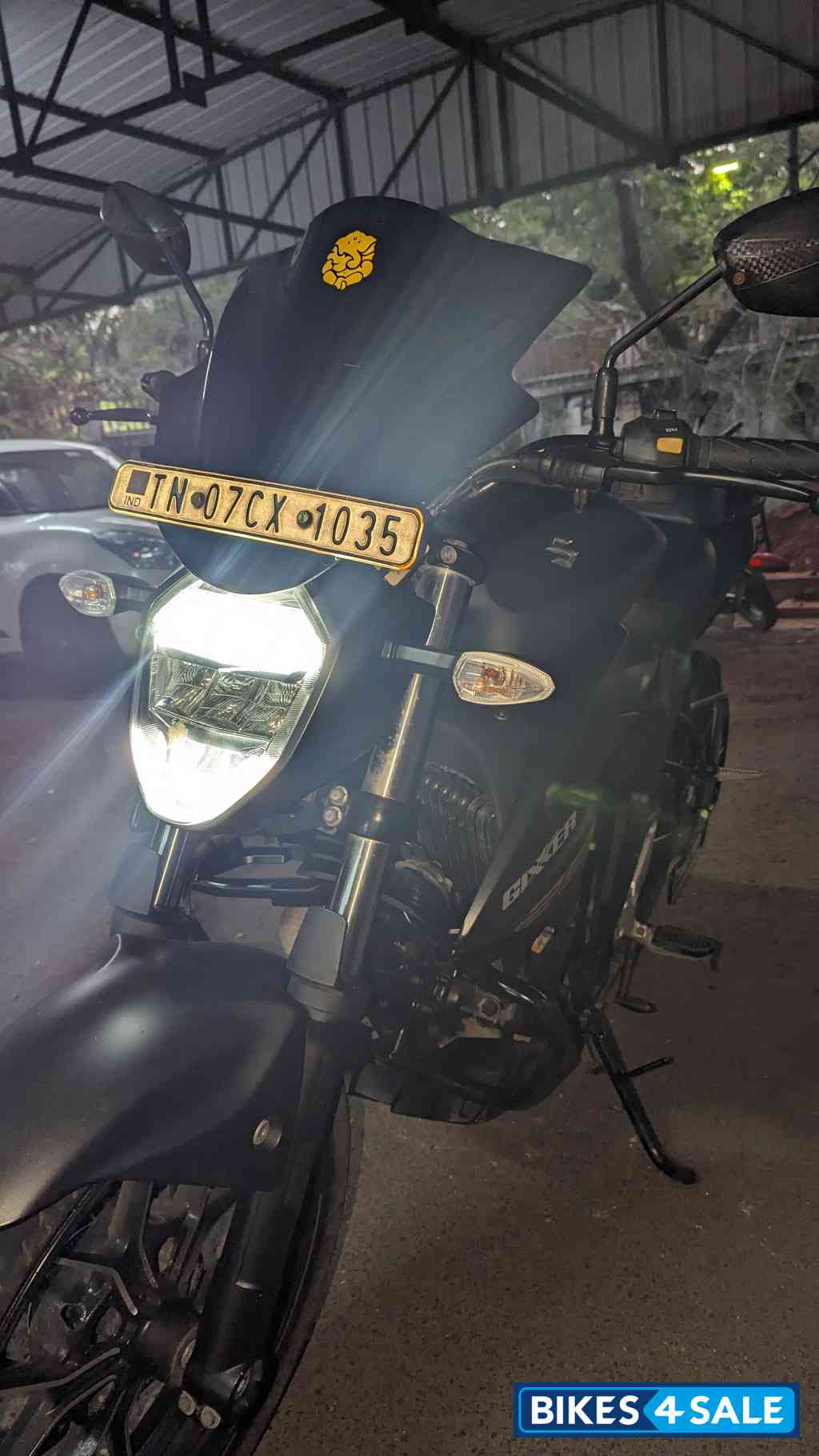 Black Suzuki Gixxer 250 BS6