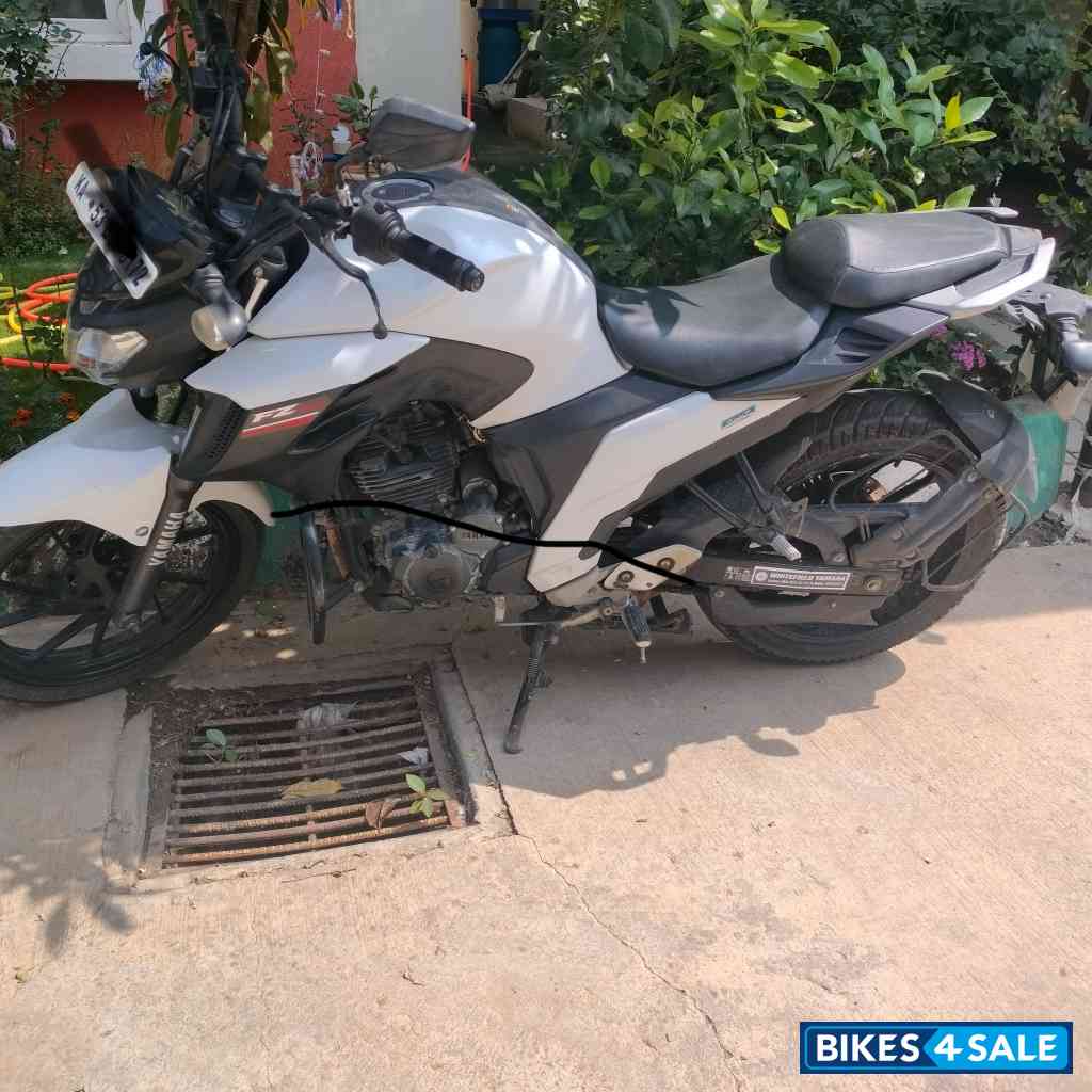 Yamaha FZS 25