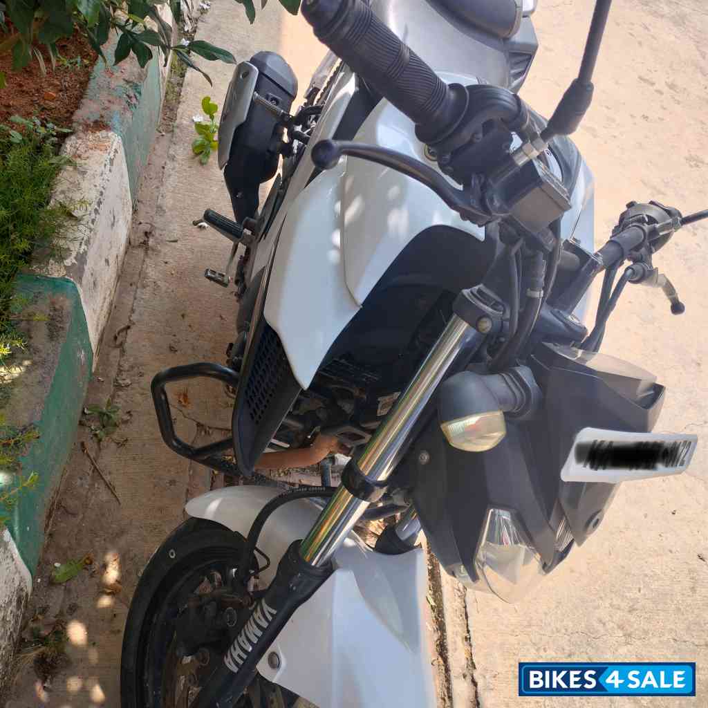 Yamaha FZS 25