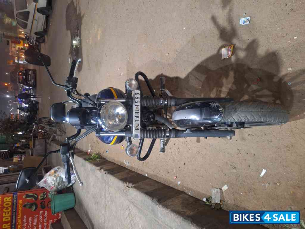 Bajaj Avenger Street 150