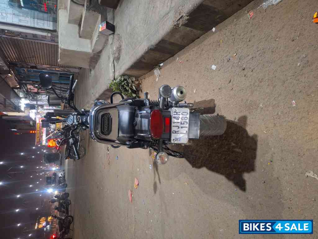 Bajaj Avenger Street 150