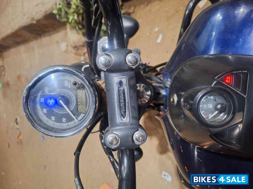 Bajaj Avenger Street 150